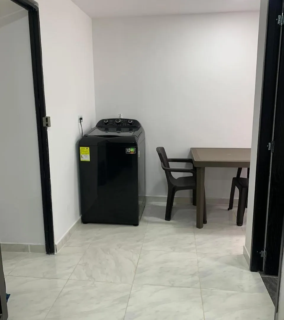 公寓 Apartaestudio Laureles 2 麦德林 哥伦比亚