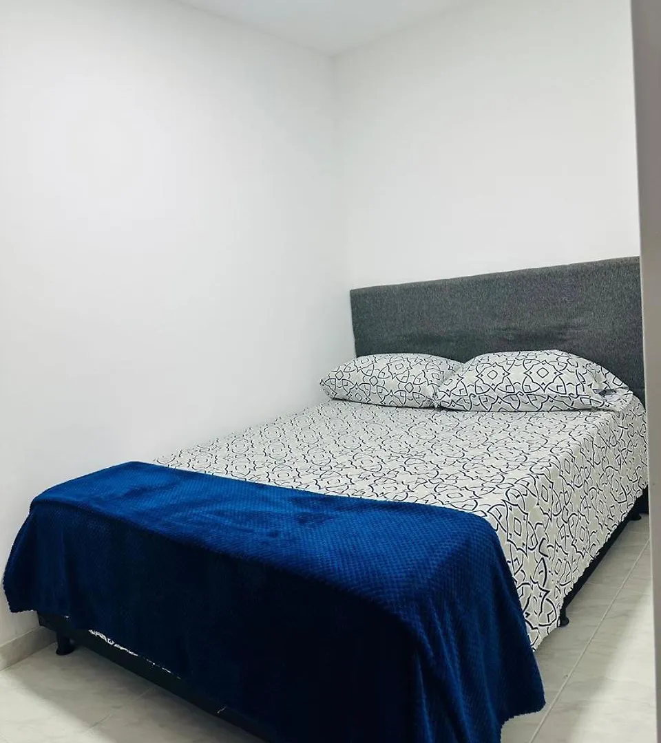 Apartaestudio Laureles 2 Μεντεγίν 0*,  Κολομβία